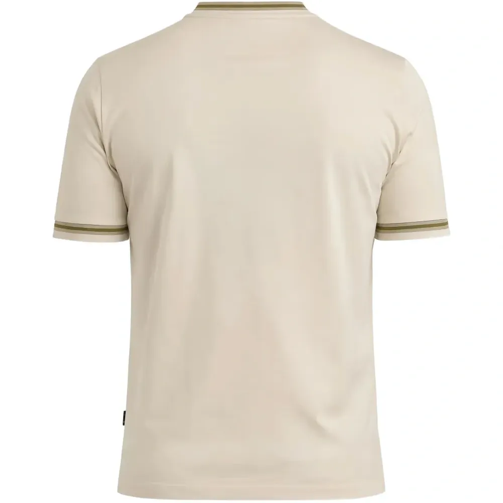 Футболка с круглым вырезом