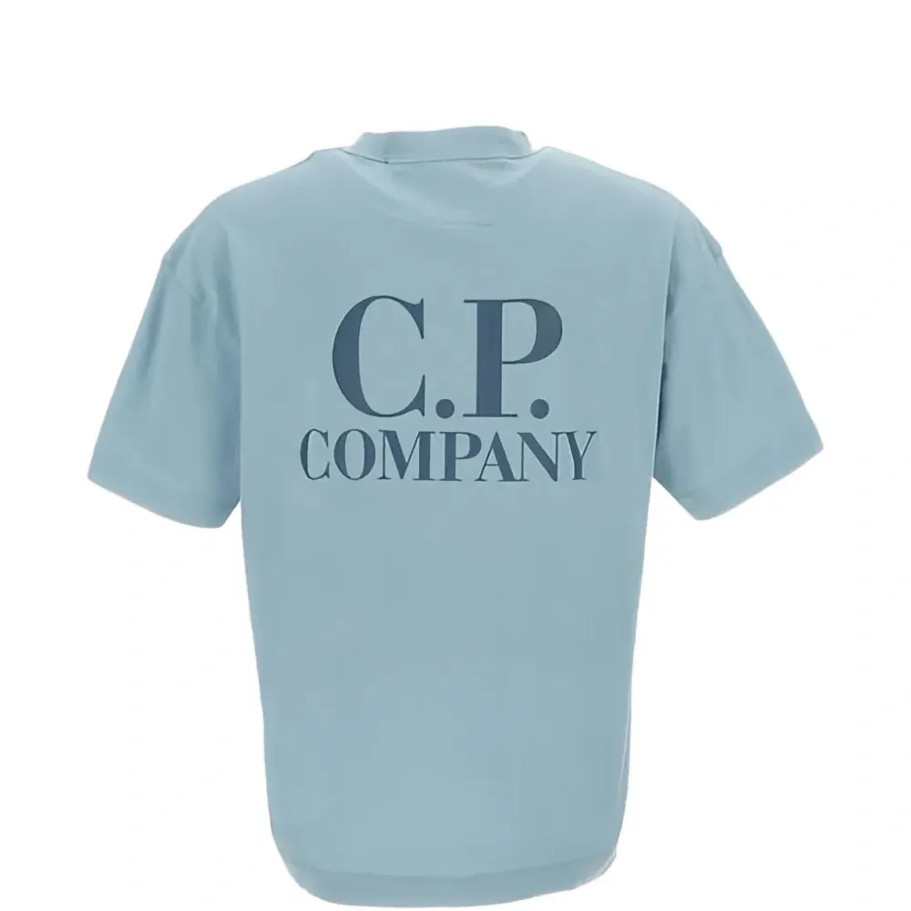 Футболка с логотипом