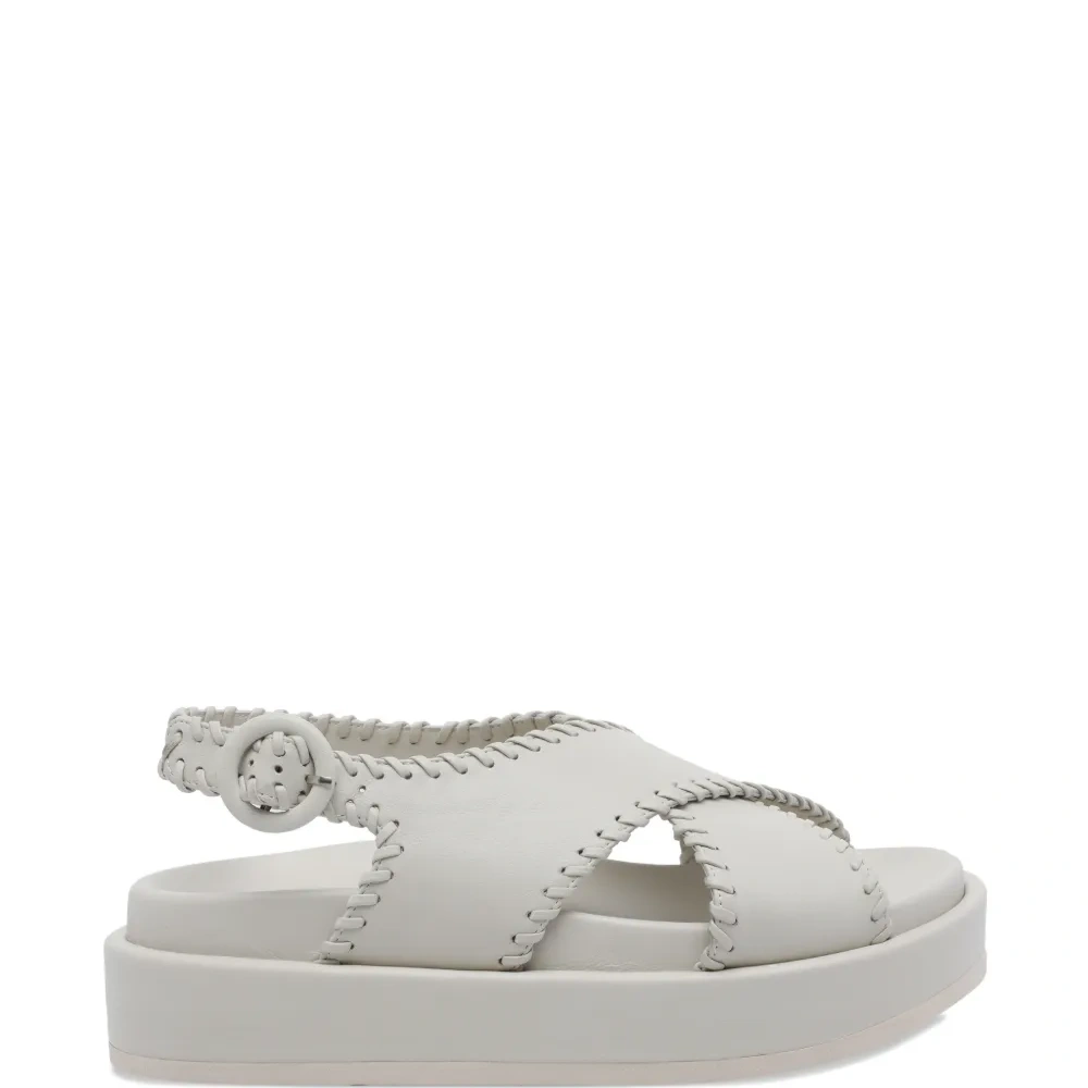 Кожаные сандалии с пряжкой