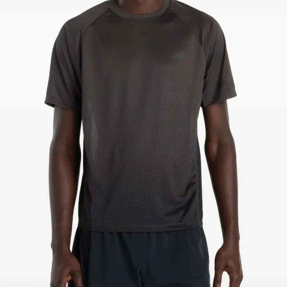 Футболка с круглым вырезом