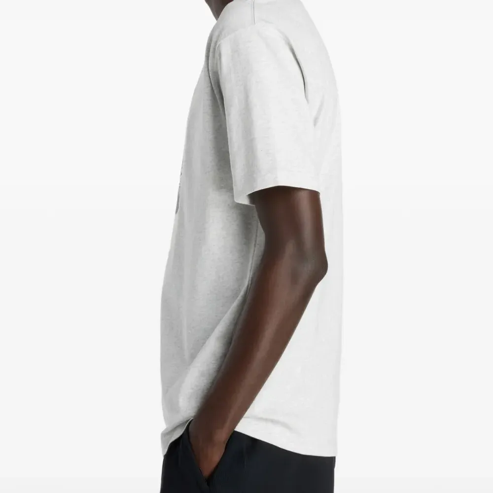 Футболка с графическим принтом