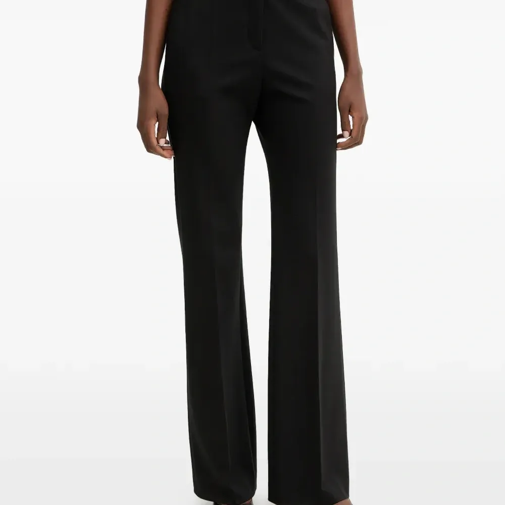 Брюки свободного кроя