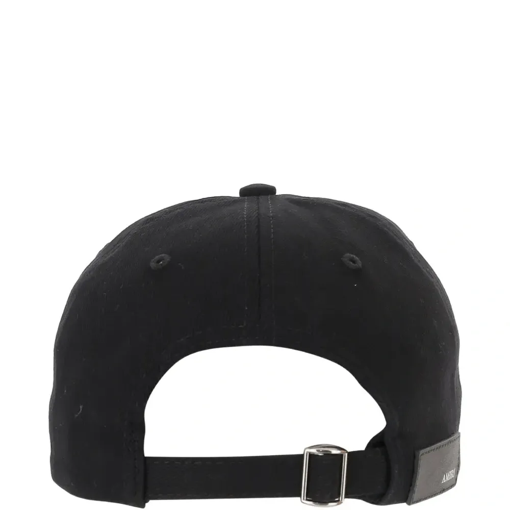 Бейсболка с вышивкой