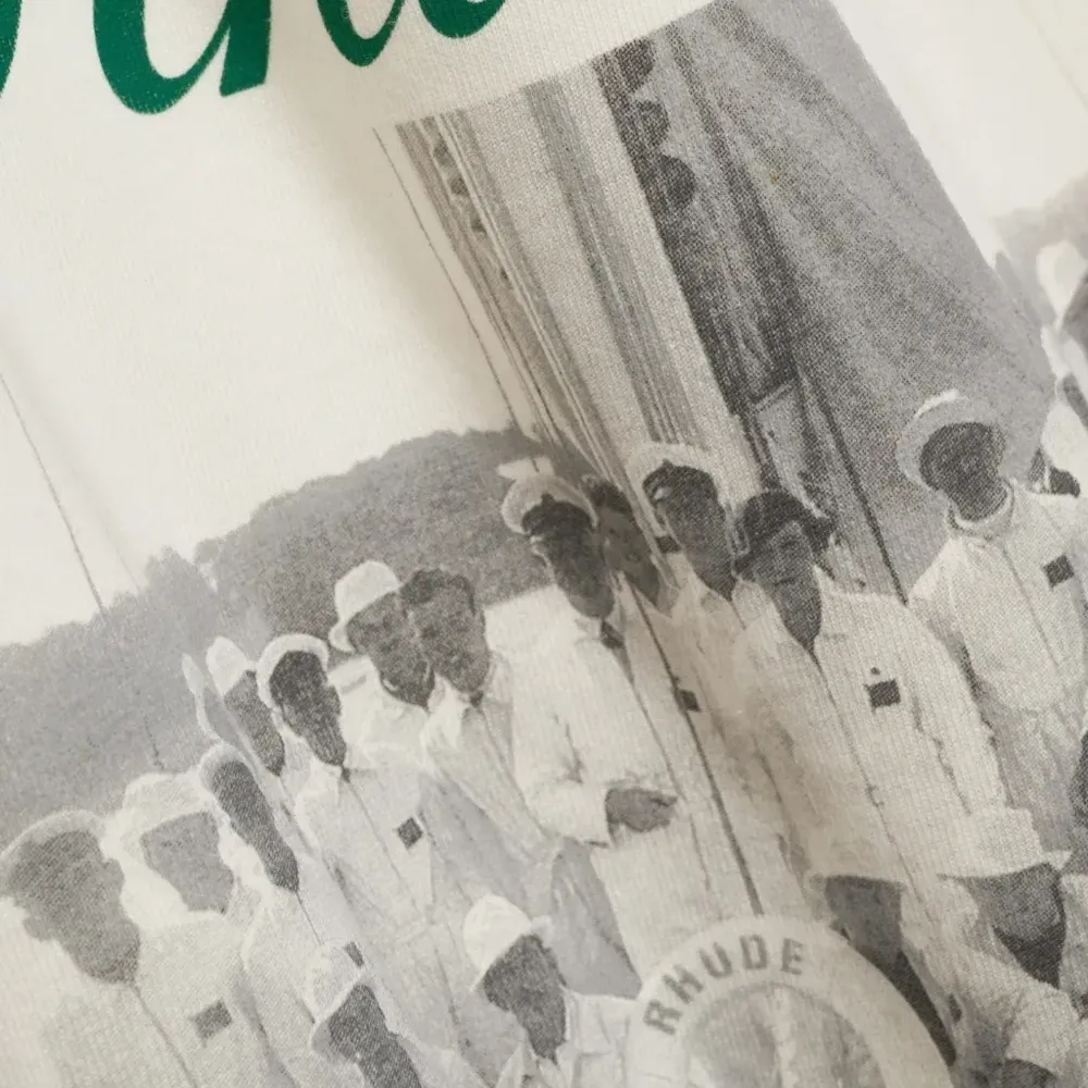 Футболка с коротким рукавом и принтом