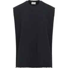 Жилет с полосками на спине