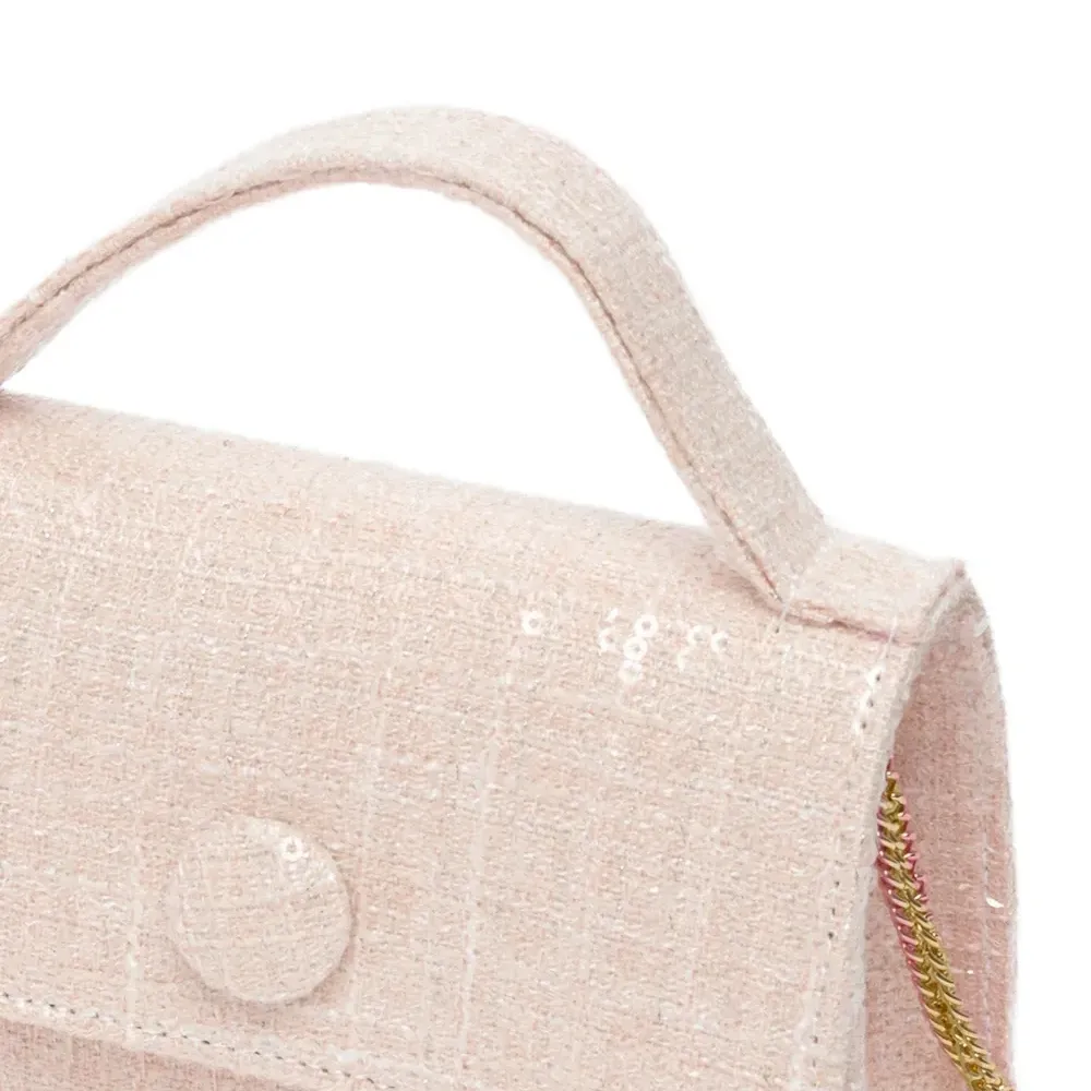 Сумка, украшенная пайетками