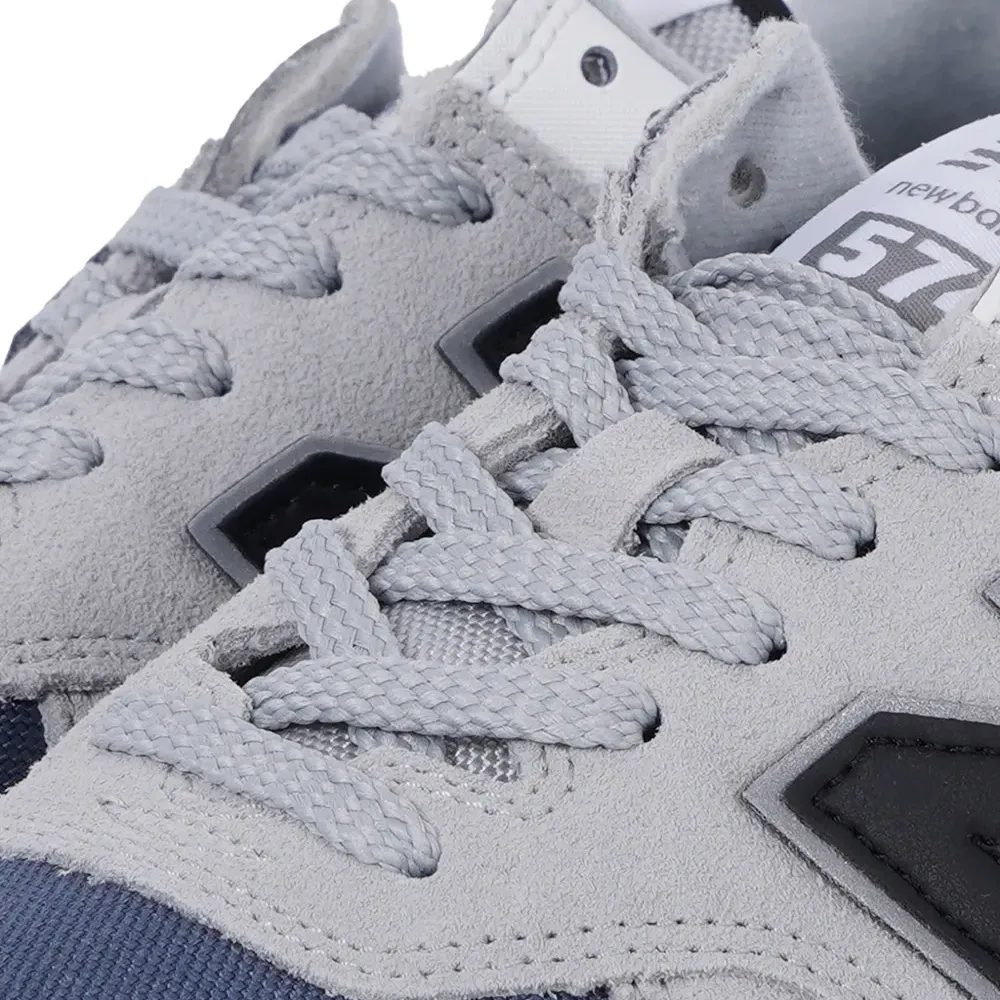 кроссовки из замши 574