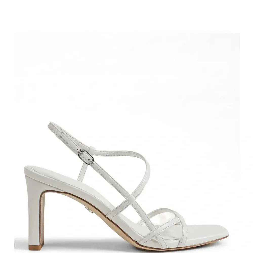 Босоножки Elissa на ремешках