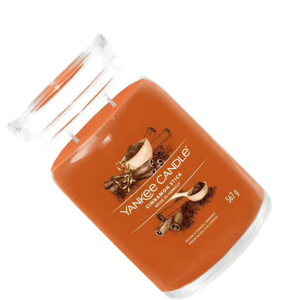 Большая свеча с ароматом корицы