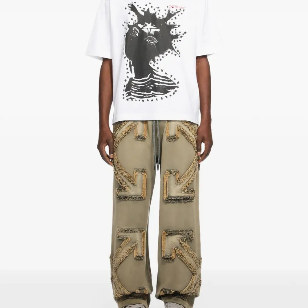 Футболка с графическим принтом