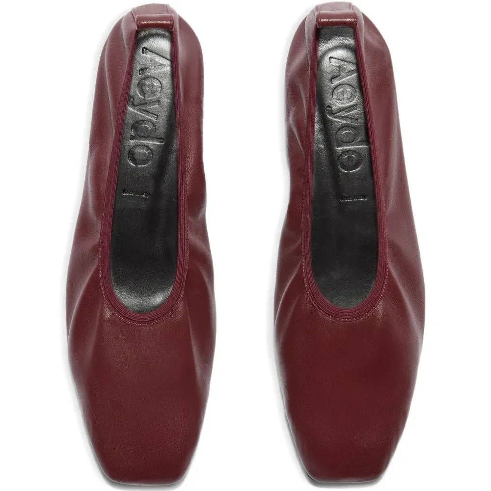 Балетки Nomi с квадратным мысом и присборенной отделкой