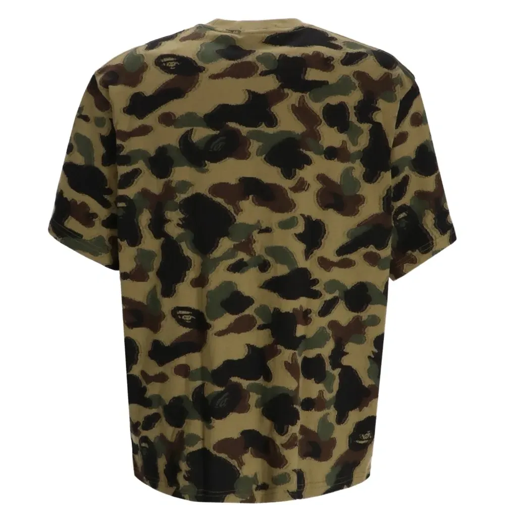 Футболка с камуфляжным принтом