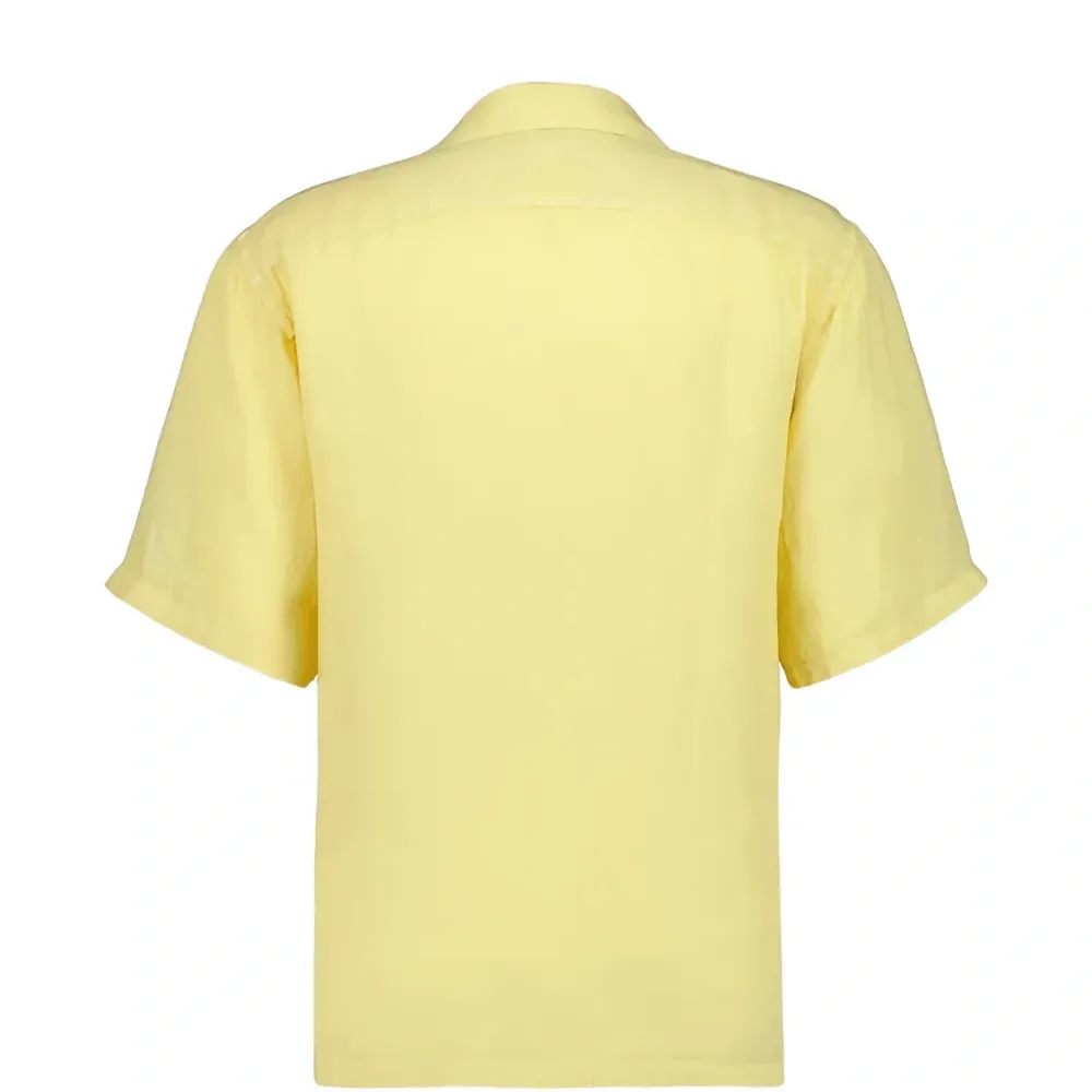 Рубашка с короткими рукавами и карманом