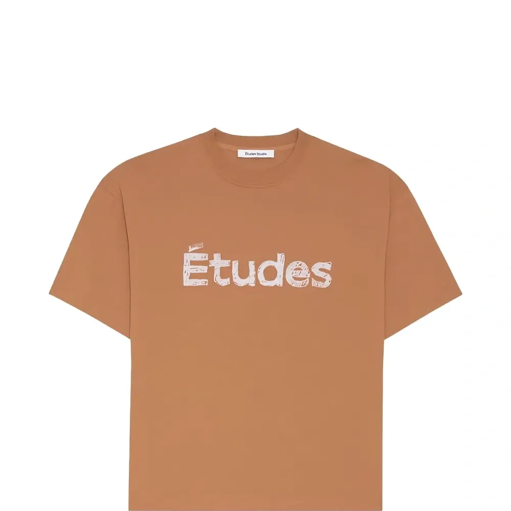 Футболка с логотипом