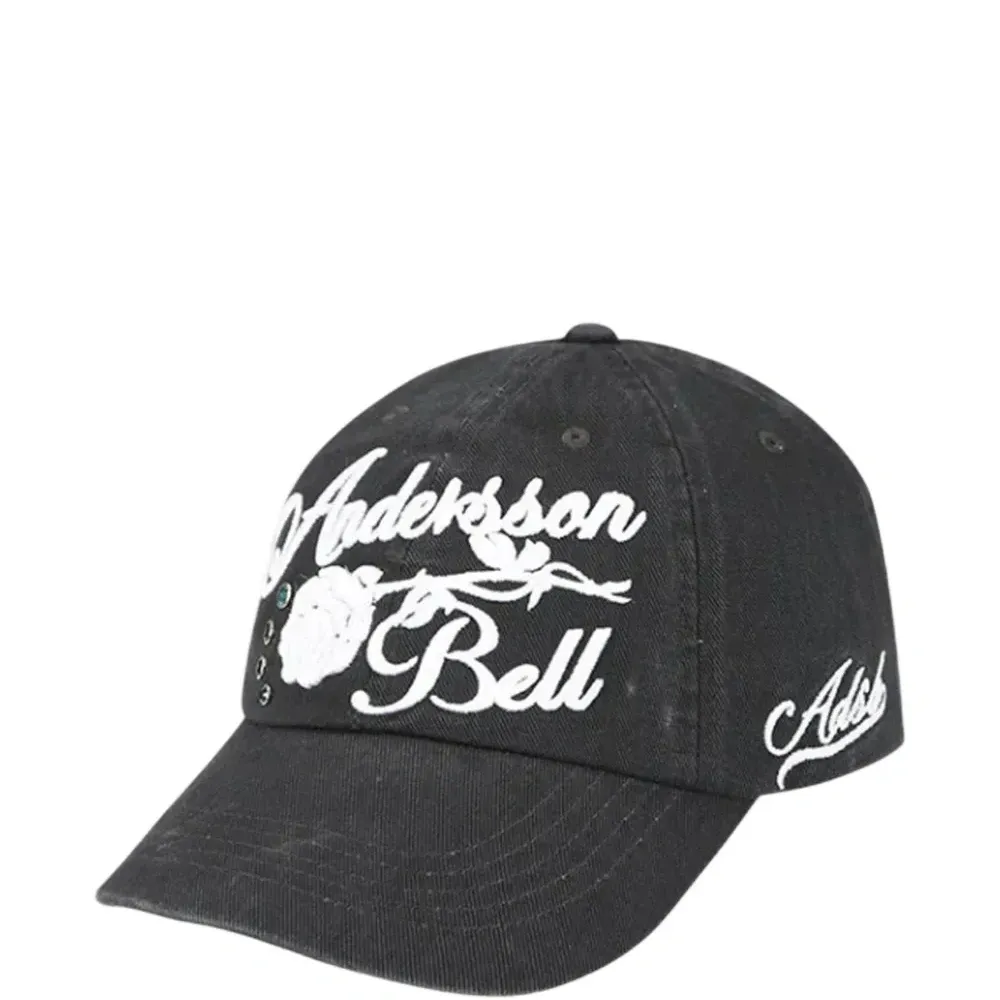 Бейсболка с логотипом