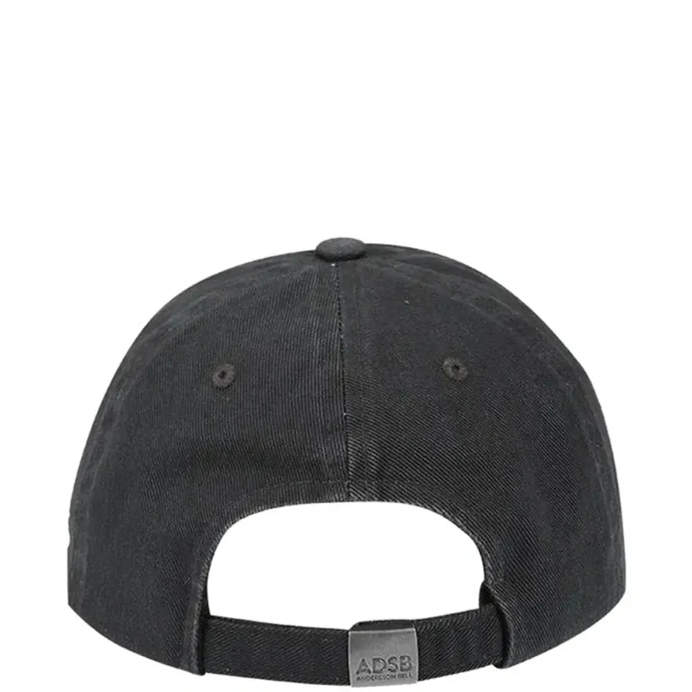 Бейсболка с логотипом