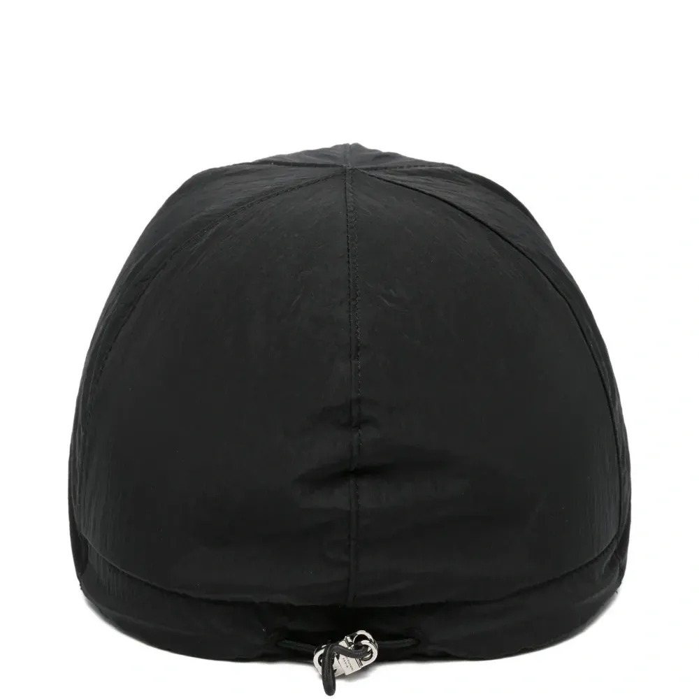 Бейсболка с логотипом