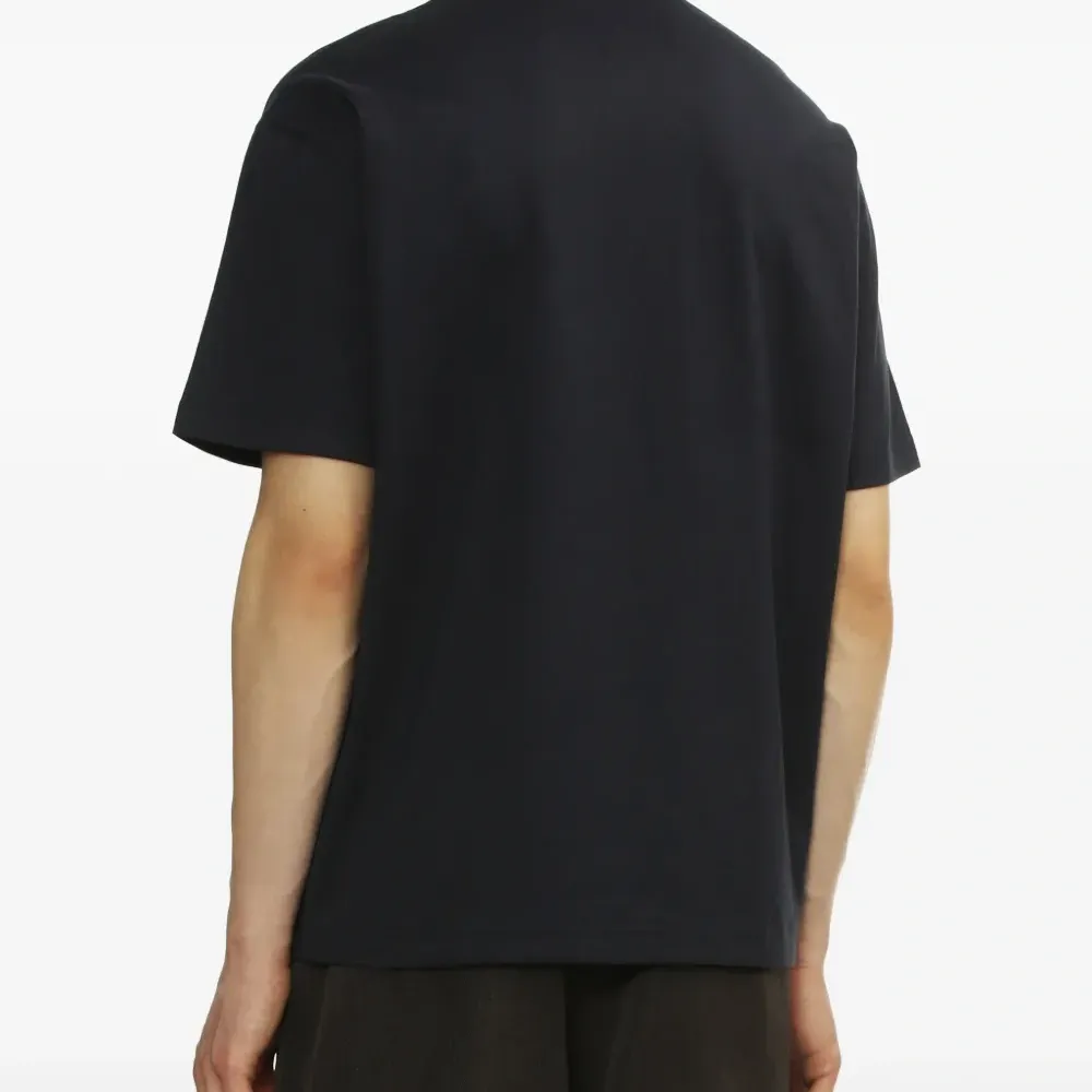 Футболка с графическим принтом