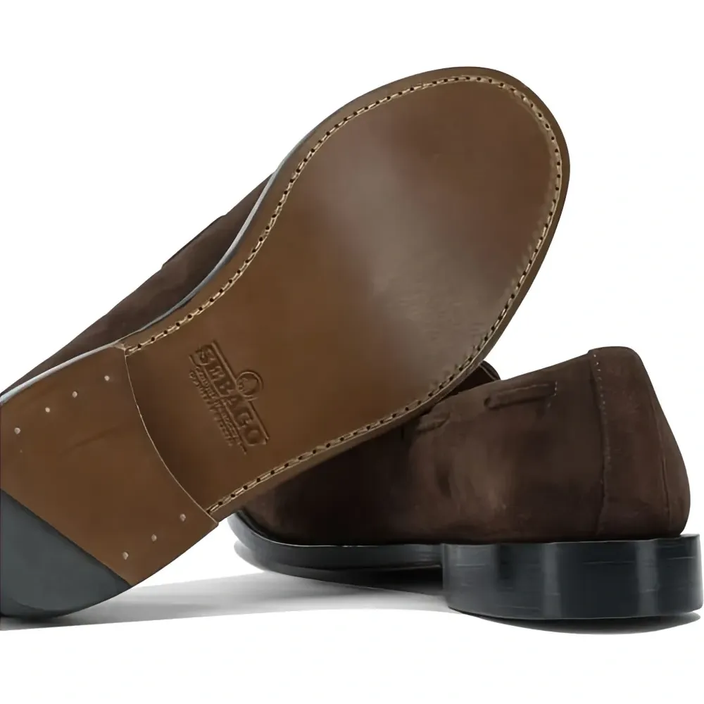 Кожаные туфли без каблука с кисточками