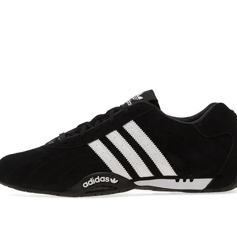 Кроссовки Adiracer с низким верхом