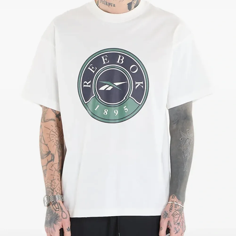 Футболка с графическим принтом