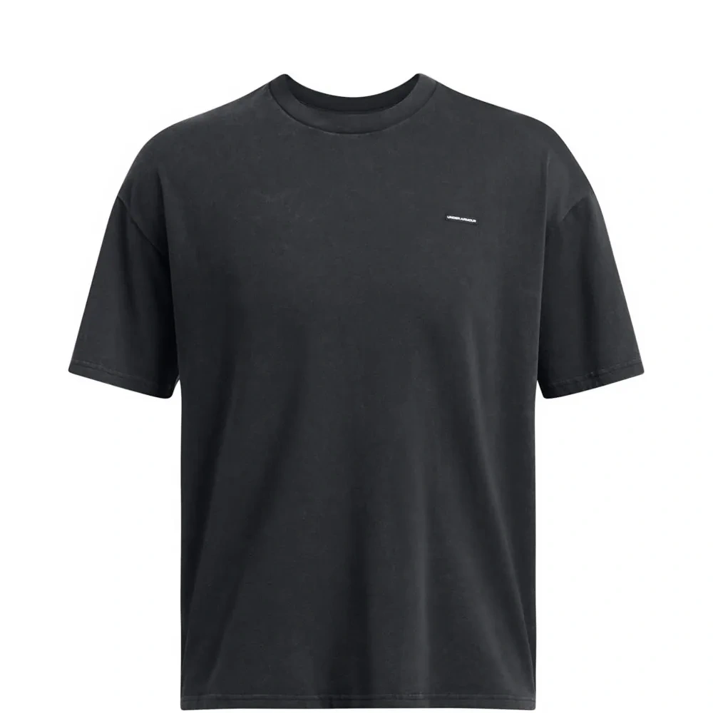 Футболка с нашивкой-логотипом