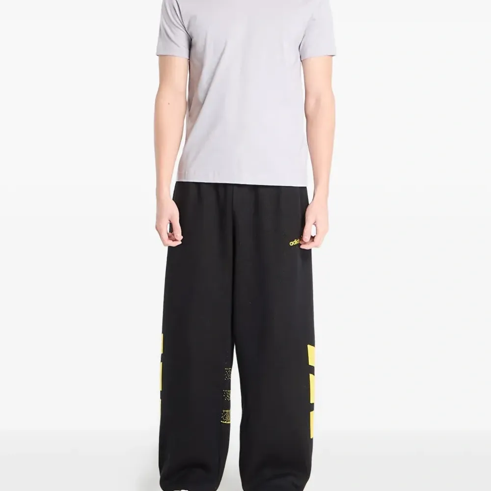 Брюки Santiago с вышитым логотипом Брюки Santiago с вышитым логотипом