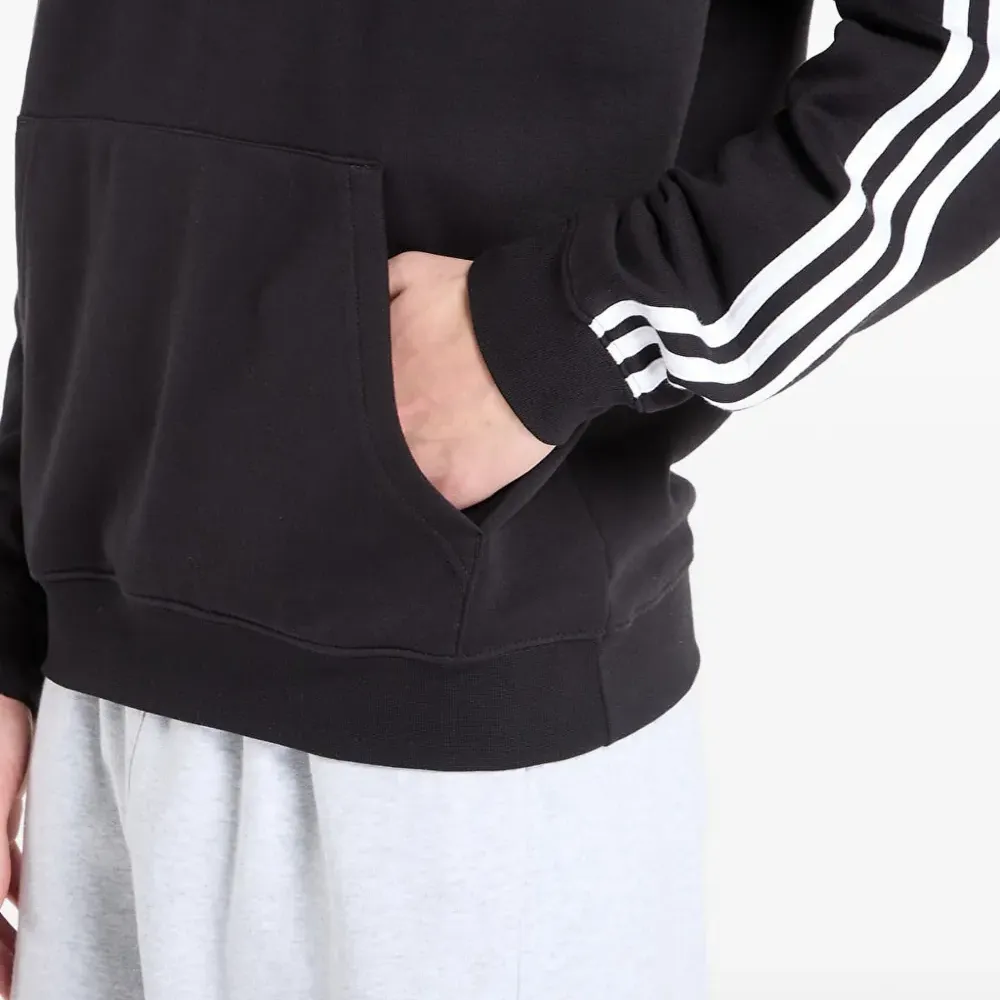 Толстовка с вышитым логотипом Толстовка с вышитым логотипом