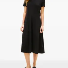 Платье с коротким рукавом