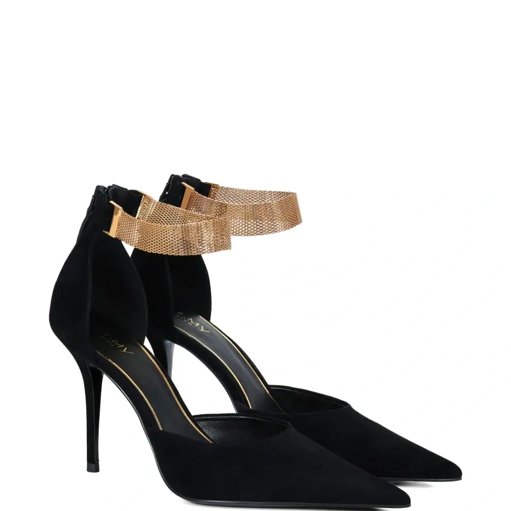 Замшевые туфли-лодочки с ремешком на щиколотке Замшевые туфли-лодочки с ремешком на щиколотке