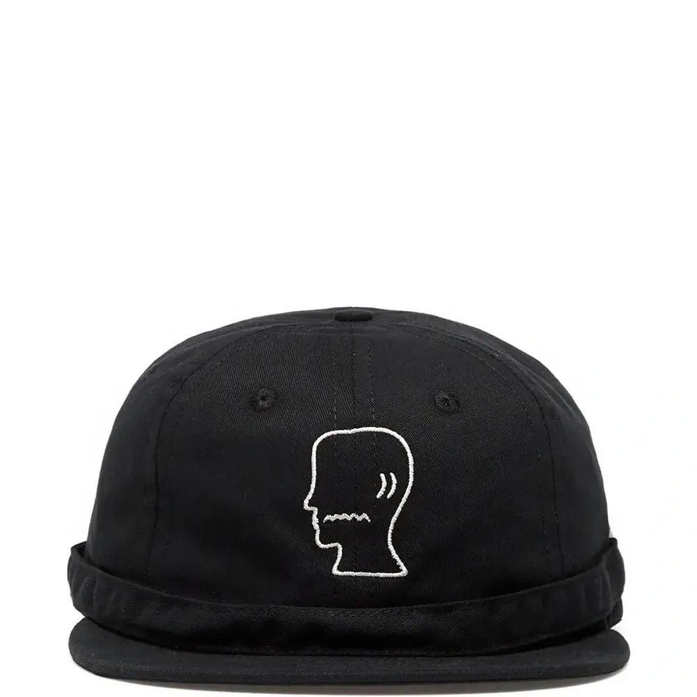 Бейсболка с логотипом