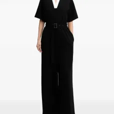 Комбинезон с воротником и поясом