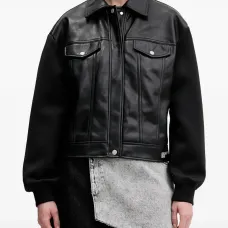 Куртка с панелями и карманами