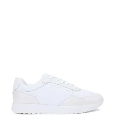 Кроссовки с логотипом