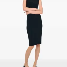 Платье без рукавов