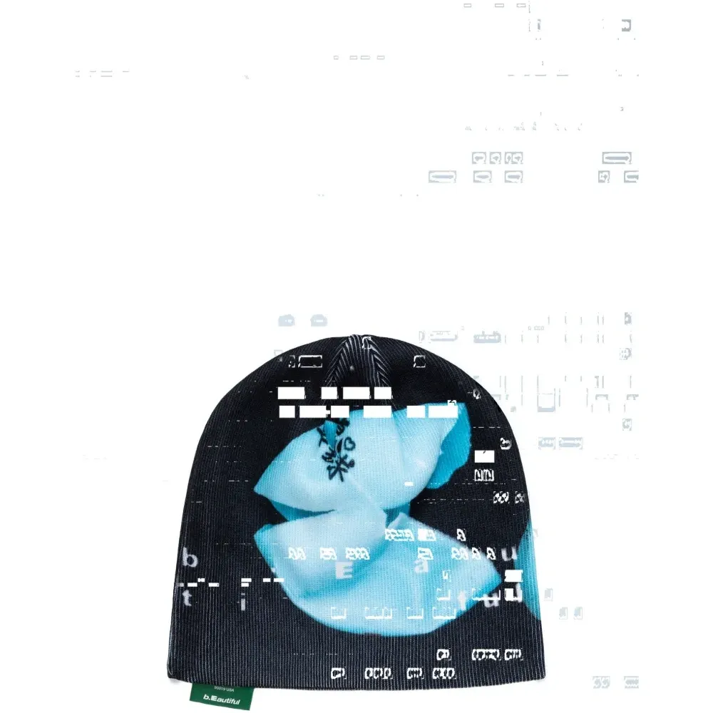 Шапка-бини с логотипом