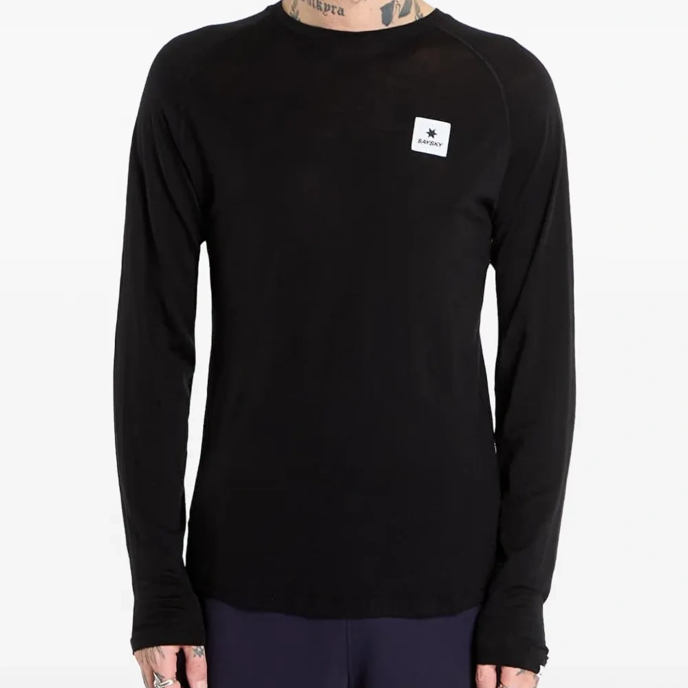 Базовая футболка с длинными рукавами