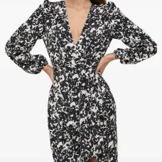 Мини-платье с принтом и V-образным вырезом Мини-платье с принтом и V-образным вырезом