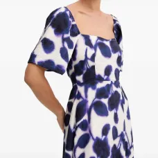 Миди-платье с цветочным принтом и квадратным вырезом