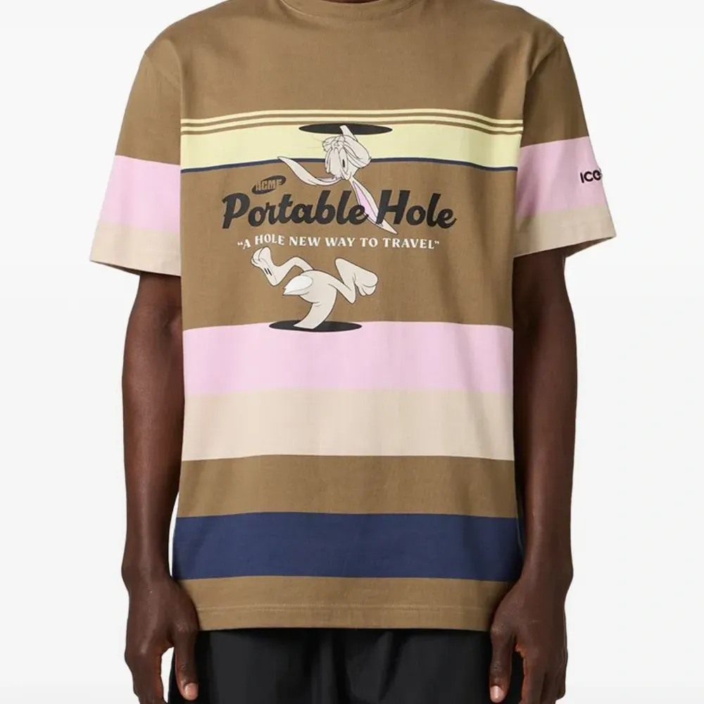 Футболка в полоску с принтом в виде мультяшных персонажей Футболка в полоску с принтом в виде мультяшных персонажей