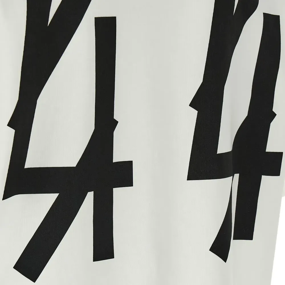 Футболка с графическим принтом