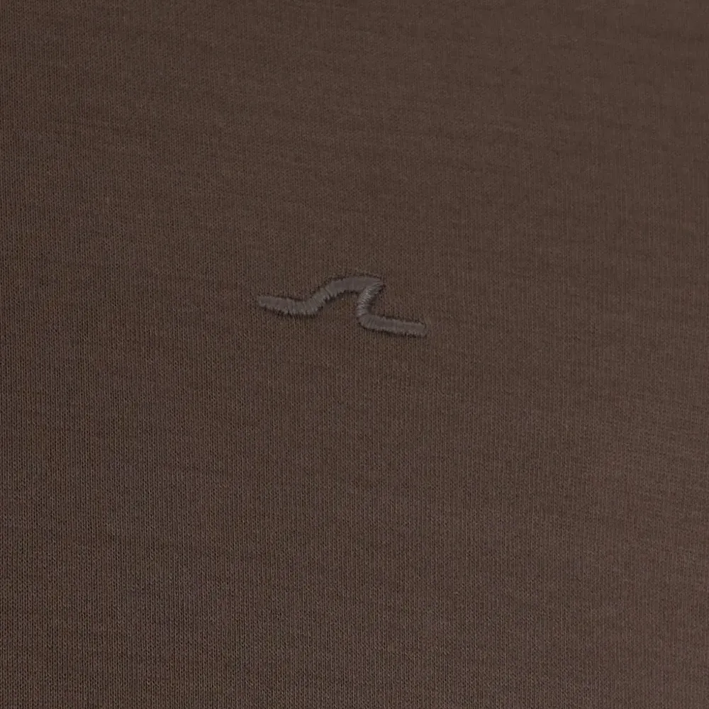 Футболка с круглым вырезом