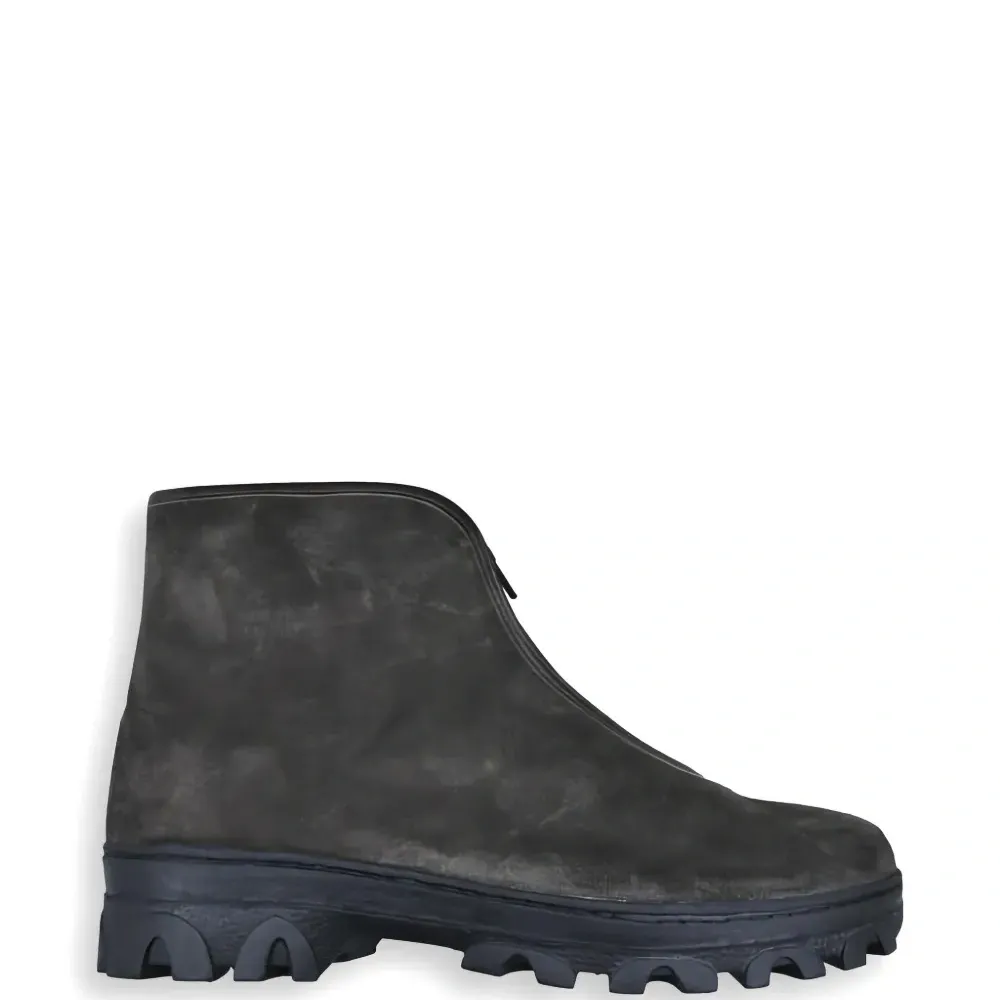 Замшевые ботильоны на молнии спереди