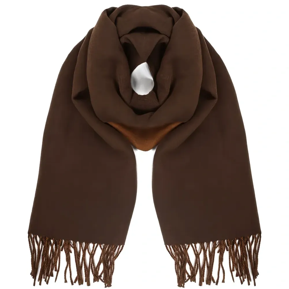 Шарф с бахромой