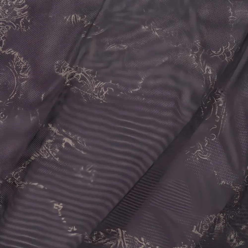 Двухцветная футболка с длинными рукавами