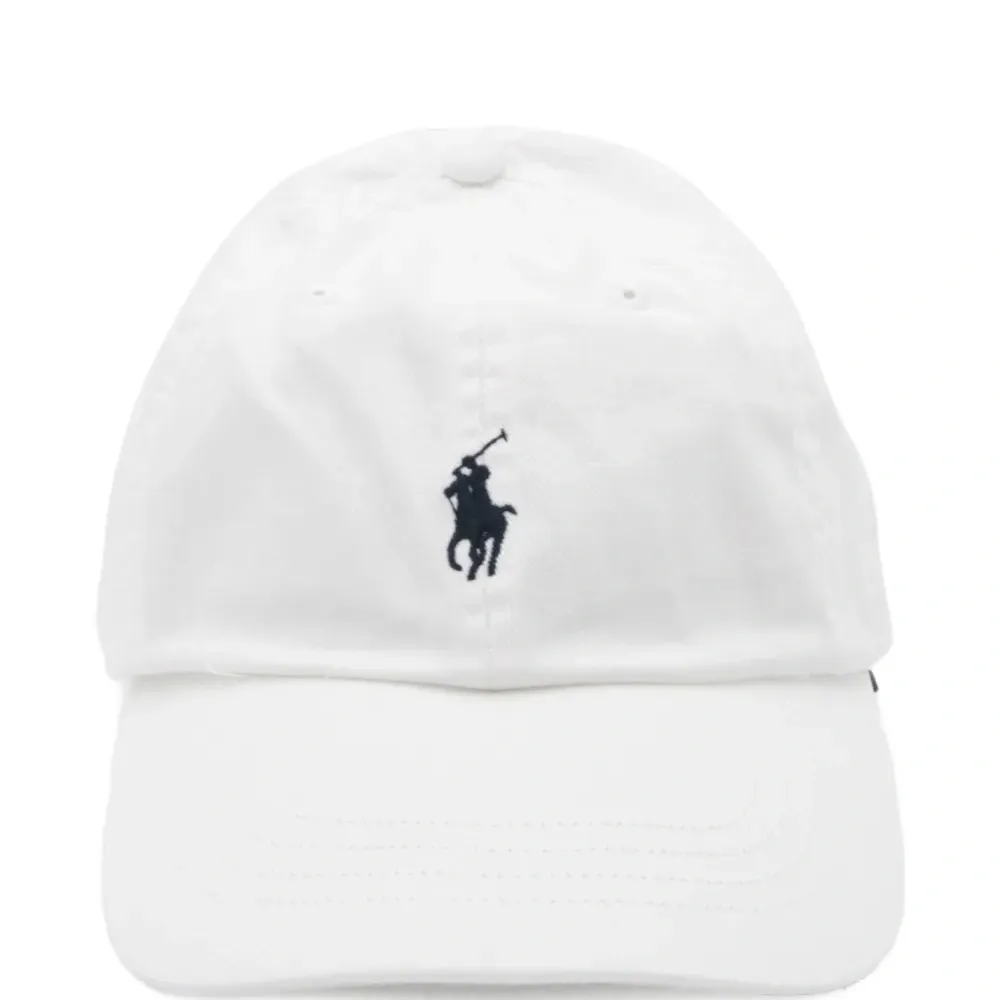 Бейсболка с логотипом