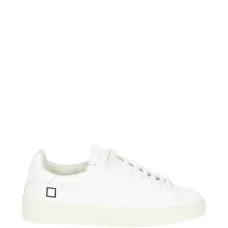 Кроссовки на шнуровке