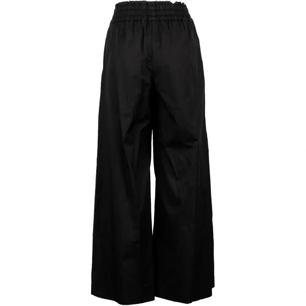 Брюки на эластичном поясе